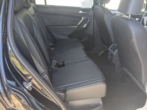 Used 2023 Volkswagen Tiguan SE R-Line AWD/4WD image 37