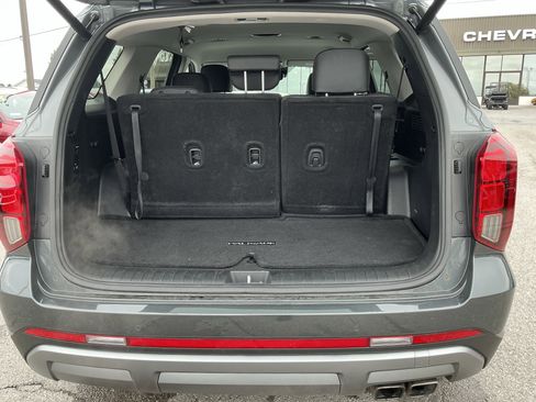 Used 2023 Hyundai Palisade SEL w/ Cargo Package image 5