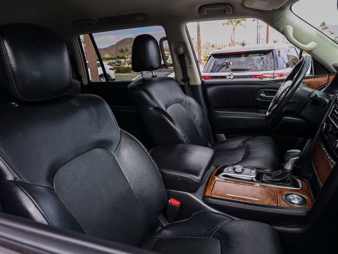 Used 2022 Nissan Armada SL w/ Captain's Chairs Package image 21