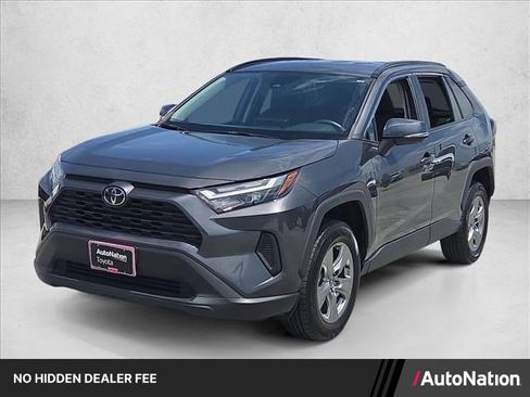 Used 2024 Toyota RAV4 XLE FWD image 1