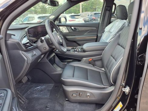 New 2025 Buick Enclave Avenir image 11