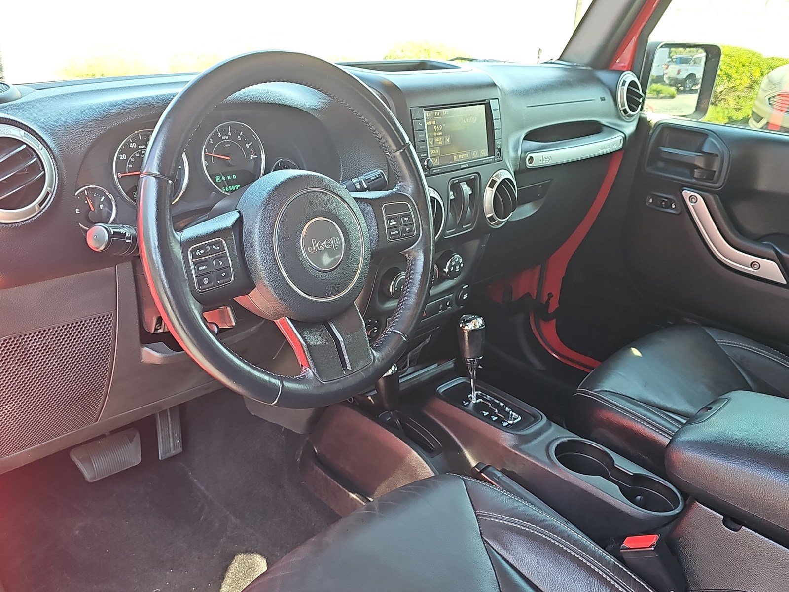 Used 2017 Jeep Wrangler Sahara w/ Dual Top Group AWD/4WD image 14
