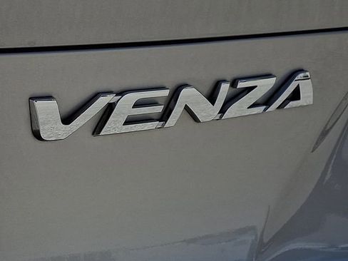 Used 2024 Toyota Venza Limited AWD/4WD image 30