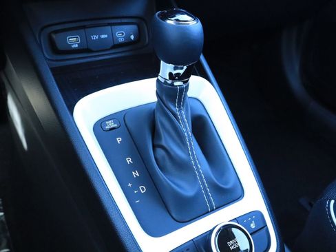 New 2026 Hyundai Venue SEL image 15