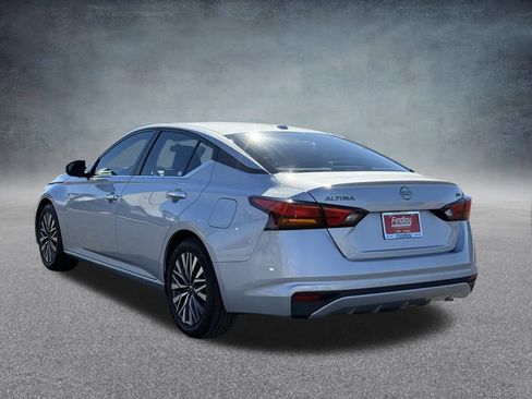 Used 2023 Nissan Altima 2.5 SV image 6