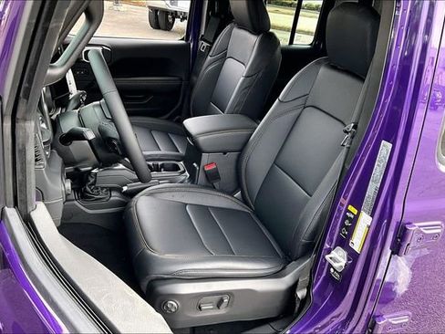 New 2026 Jeep Gladiator Sport AWD/4WD image 10