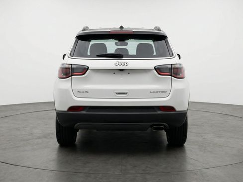 Used 2025 Jeep Compass Trailhawk AWD/4WD image 7