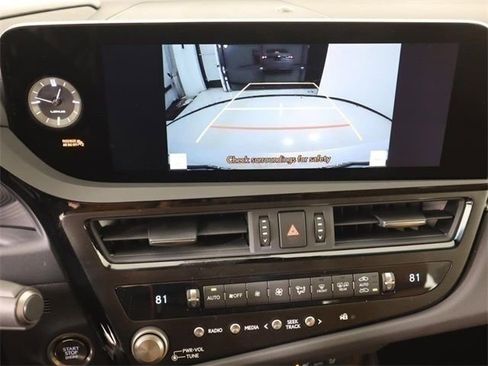 New 2025 Lexus ES 350 w/ Premium Package image 17