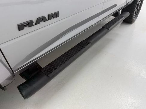 Used 2019 RAM 2500 Laramie w/ Night Edition AWD/4WD image 8