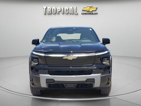 New 2026 Chevrolet Silverado EV LT w/ Plus Package AWD/4WD image 8