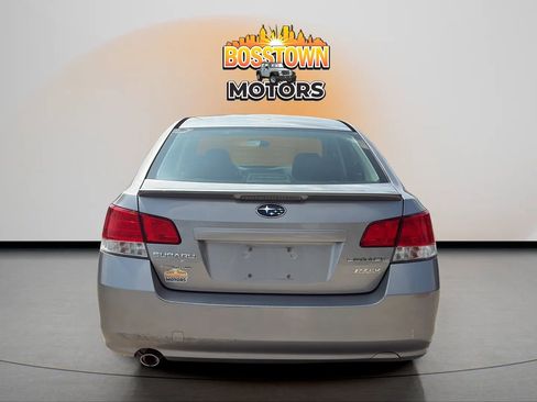Used 2011 Subaru Legacy 2.5i Premium AWD/4WD image 6