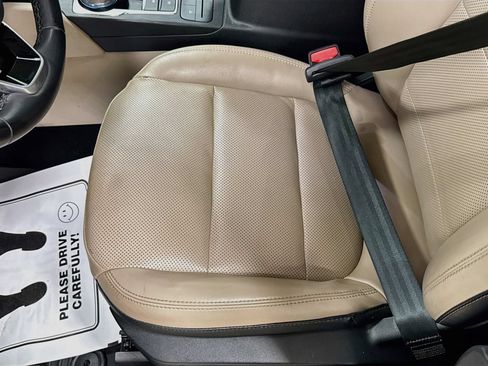 Used 2021 Ford Escape SEL w/ Technology Package FWD image 19