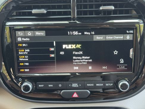 Used 2020 Kia Soul EX FWD image 23