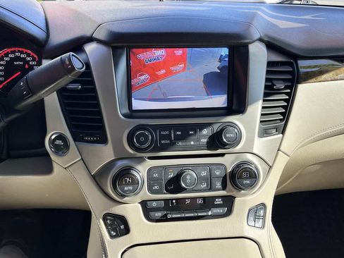 Used 2016 GMC Yukon XL Denali w/ Open Road Package AWD/4WD image 10