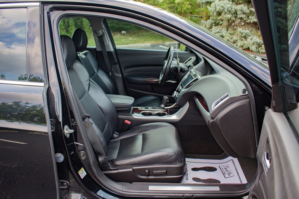 Used 2015 Acura TLX w/ Technology Package FWD image 20