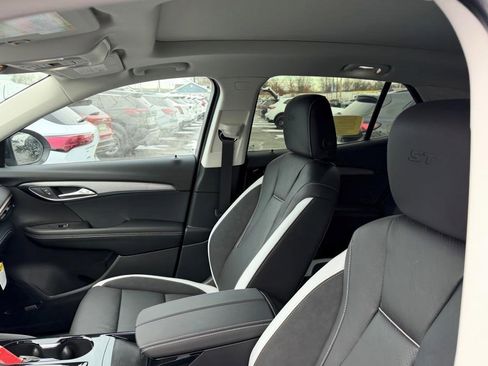 New 2026 Buick Envision Sport Touring image 11