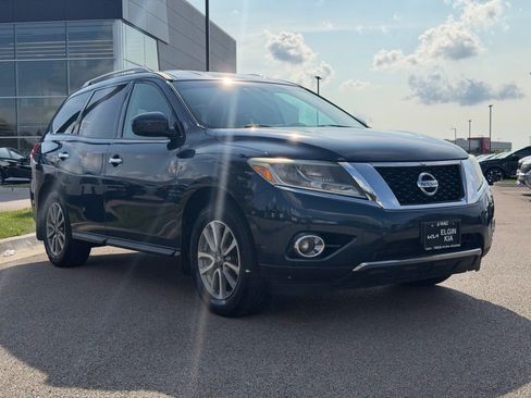 Used 2015 Nissan Pathfinder SV w/ Trailer Tow Package AWD/4WD image 1