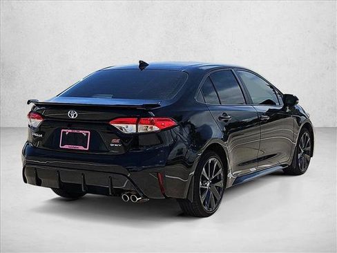 Used 2025 Toyota Corolla SE FWD image 5