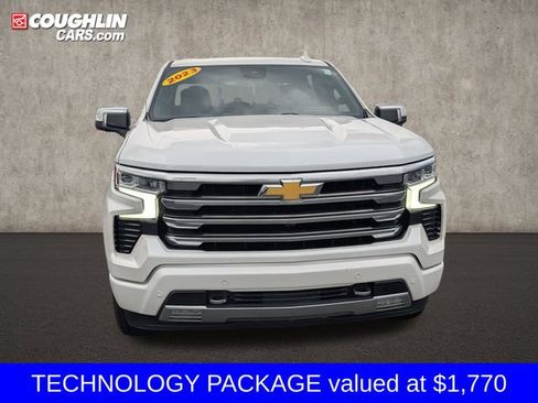 Used 2023 Chevrolet Silverado 1500 High Country w/ High Country Premium Package AWD/4WD image 2