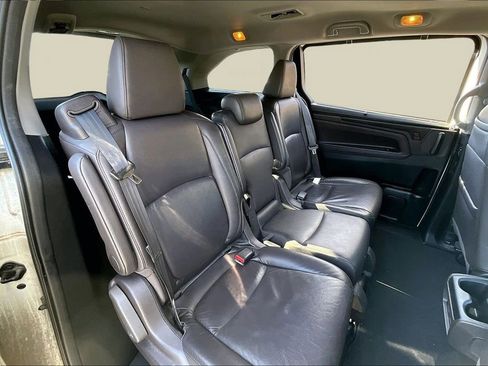 Certified 2018 Honda Odyssey EX-L image 17