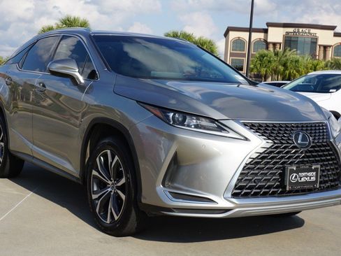Certified 2021 Lexus RX 350 FWD w/ Premium Package image 3