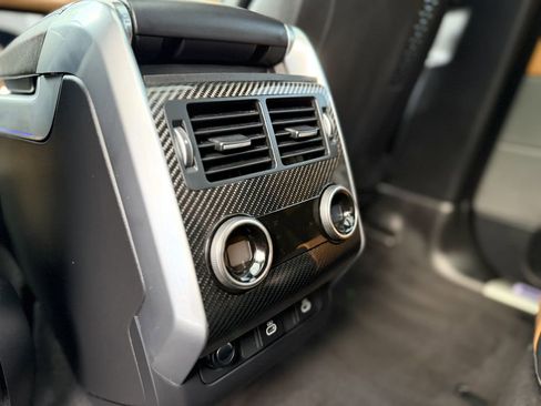 Used 2022 Land Rover Range Rover Sport SVR Carbon Edition AWD/4WD image 19