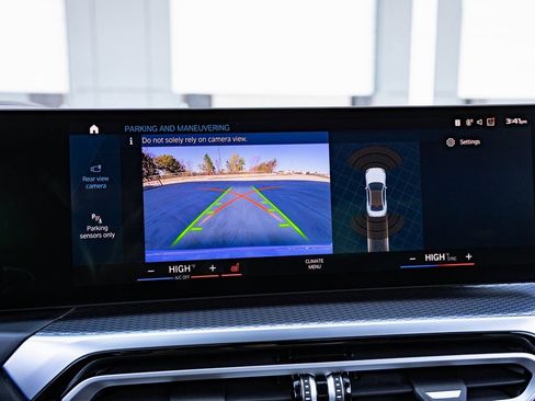 Used 2023 BMW M2 image 12