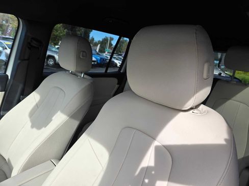 Used 2025 Mercedes-Benz GLB 250 image 25