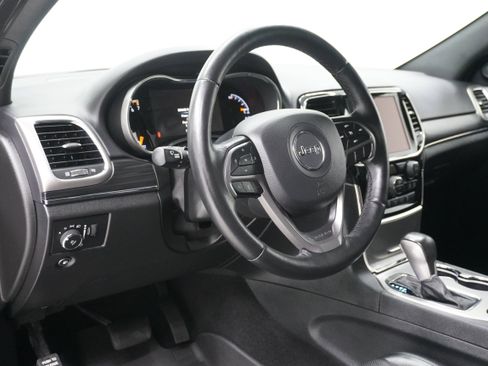 Used 2020 Jeep Grand Cherokee Limited w/ Luxury Group II image 9