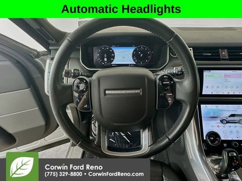 Used 2018 Land Rover Range Rover Sport HSE image 11