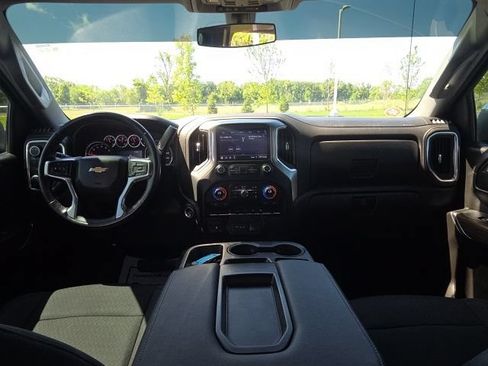 Used 2021 Chevrolet Silverado 1500 LT w/ LPO, Dark Essentials Package AWD/4WD image 15