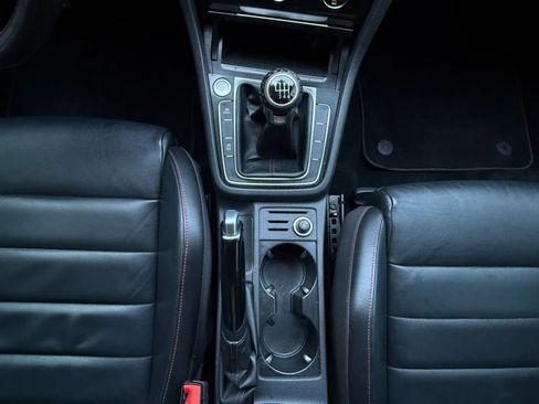 Used 2017 Volkswagen GTI Autobahn FWD image 50