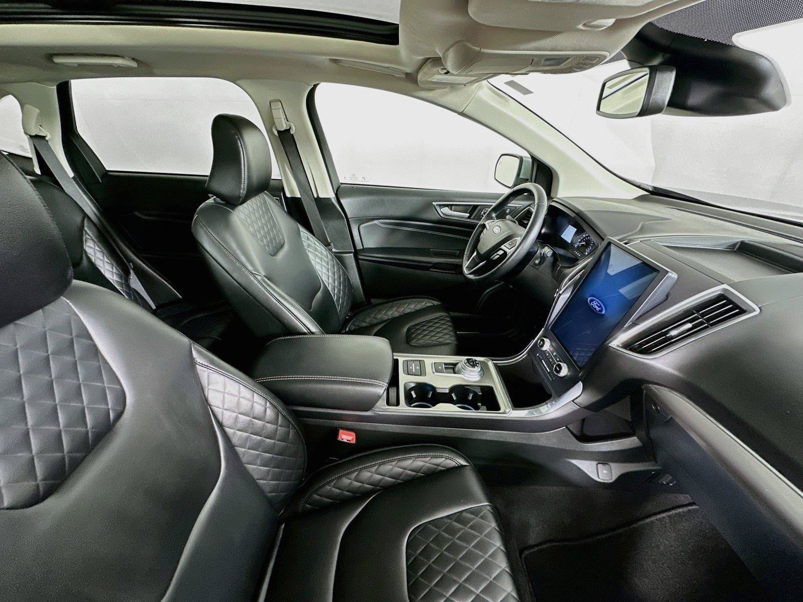 Used 2023 Ford Edge Titanium AWD/4WD image 28