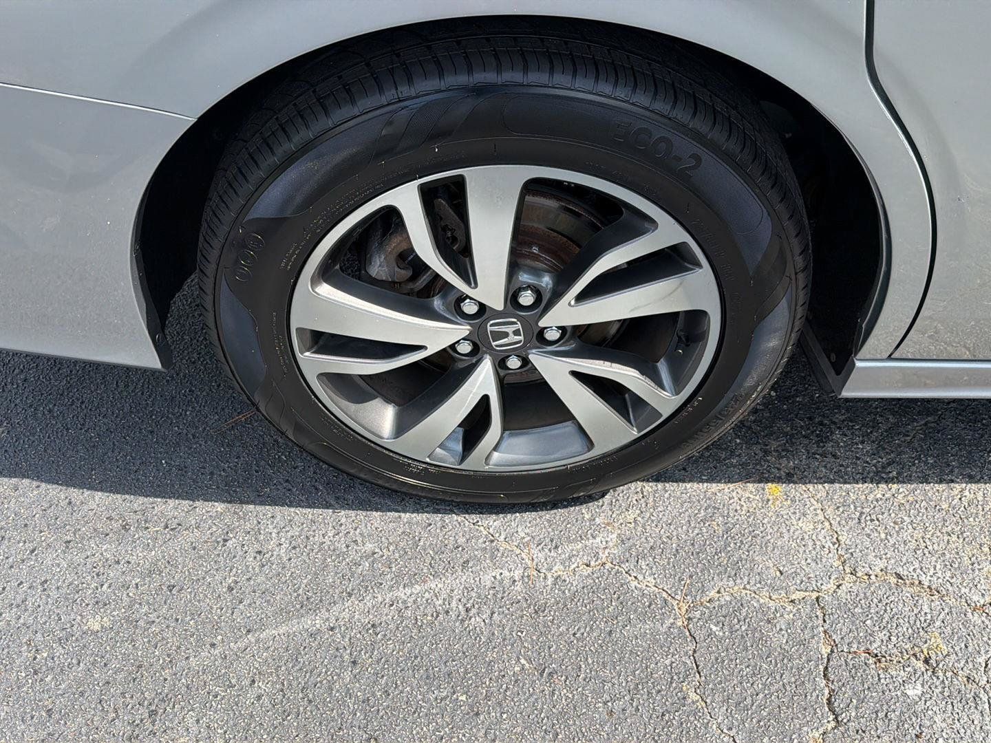 Used 2022 Honda Odyssey Touring image 41