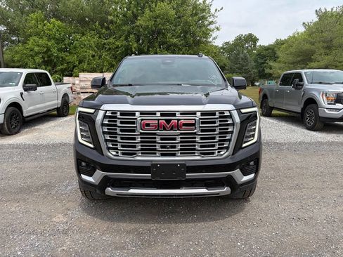 Used 2025 GMC Yukon XL Denali w/ Sun & Power Step Package AWD/4WD image 17