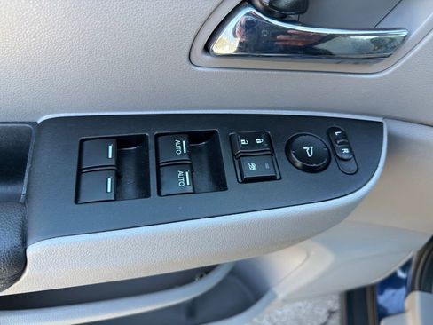 Used 2016 Honda Odyssey SE image 8