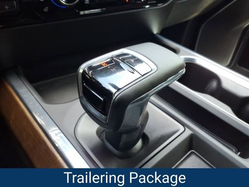 Certified 2024 Chevrolet Silverado 1500 High Country AWD/4WD image 9