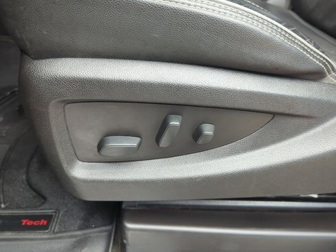 Used 2018 Chevrolet Silverado 2500 High Country w/ Duramax Plus Package image 15