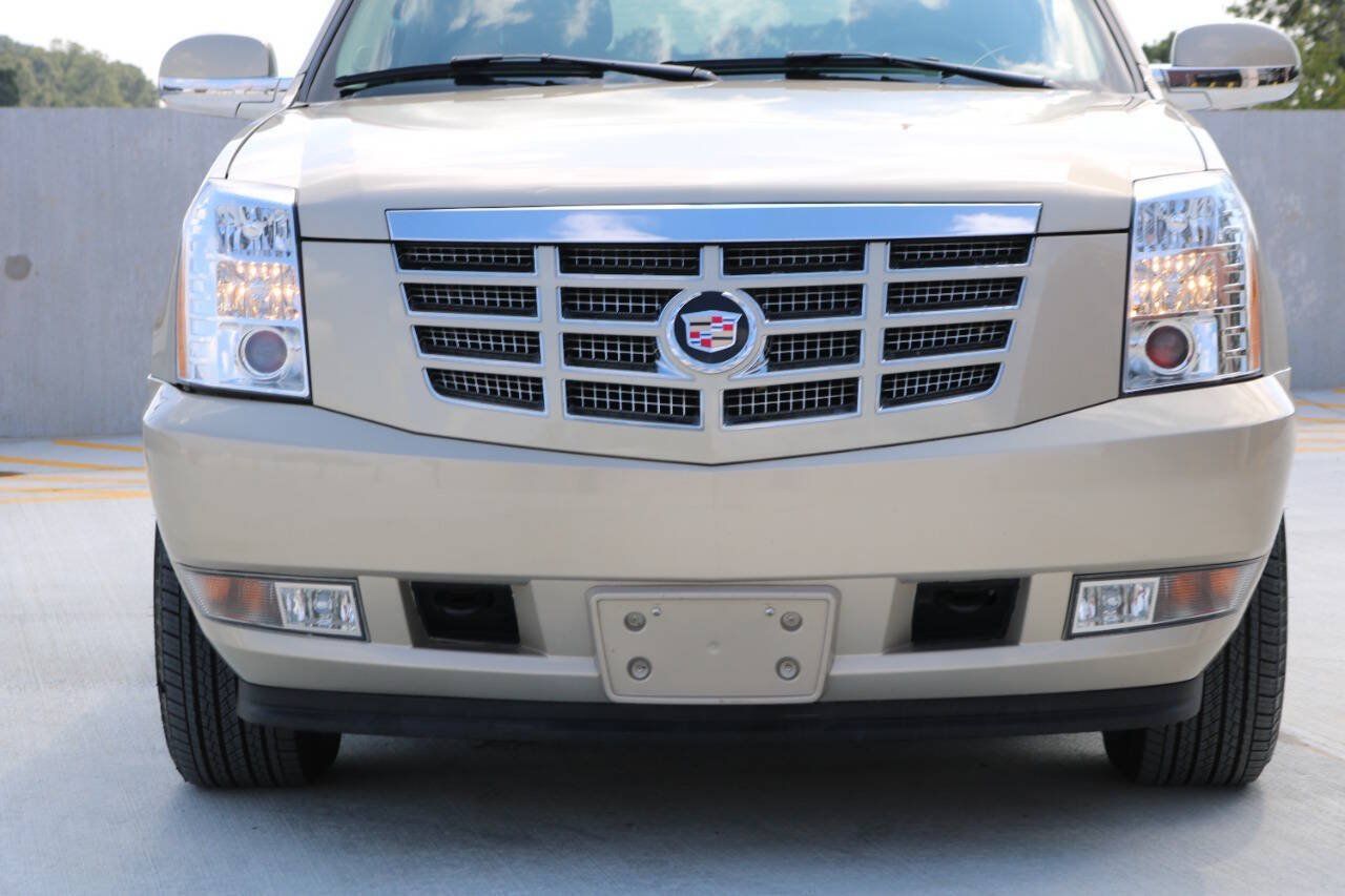 Used 2007 Cadillac Escalade AWD image 37