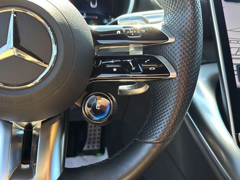 Used 2022 Mercedes-Benz SL 55 AMG 4MATIC image 15