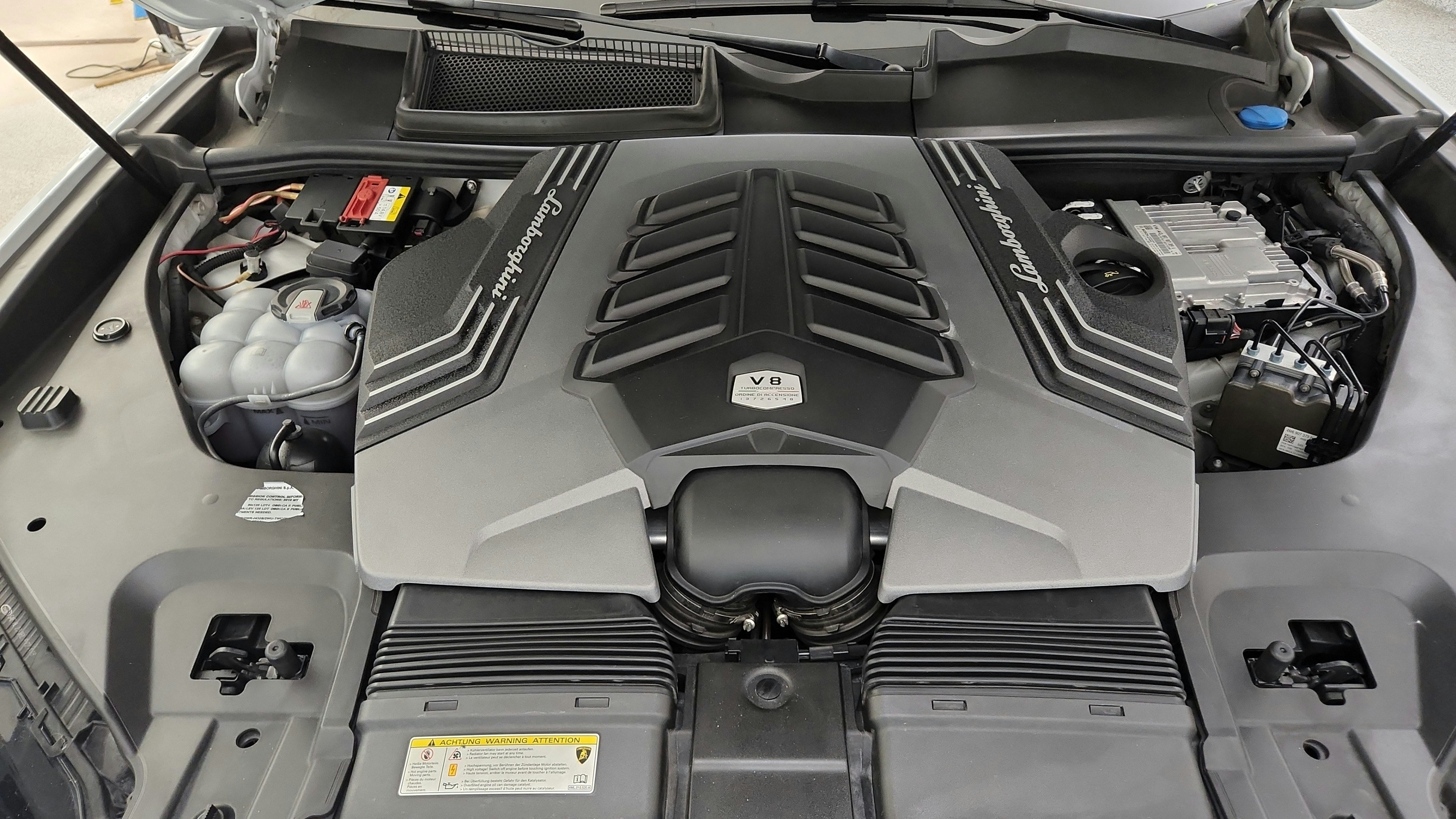 Used 2023 Lamborghini Urus S AWD/4WD image 42