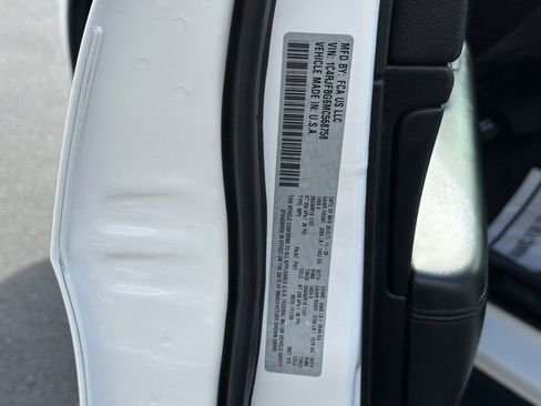 Used 2021 Jeep Grand Cherokee Limited w/ Luxury Group II image 31