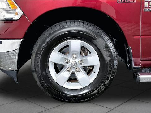 Used 2021 RAM 1500 Tradesman w/ Chrome Plus Package RWD image 10