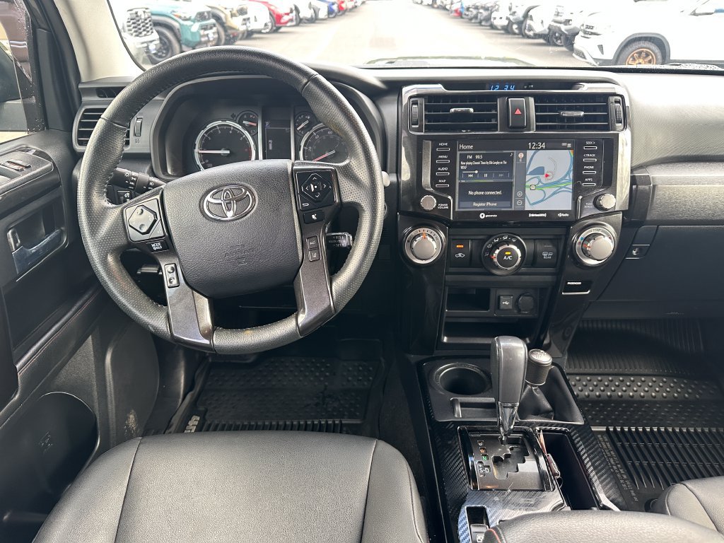 Used 2020 Toyota 4Runner Venture w/ Moonroof Package AWD/4WD image 15