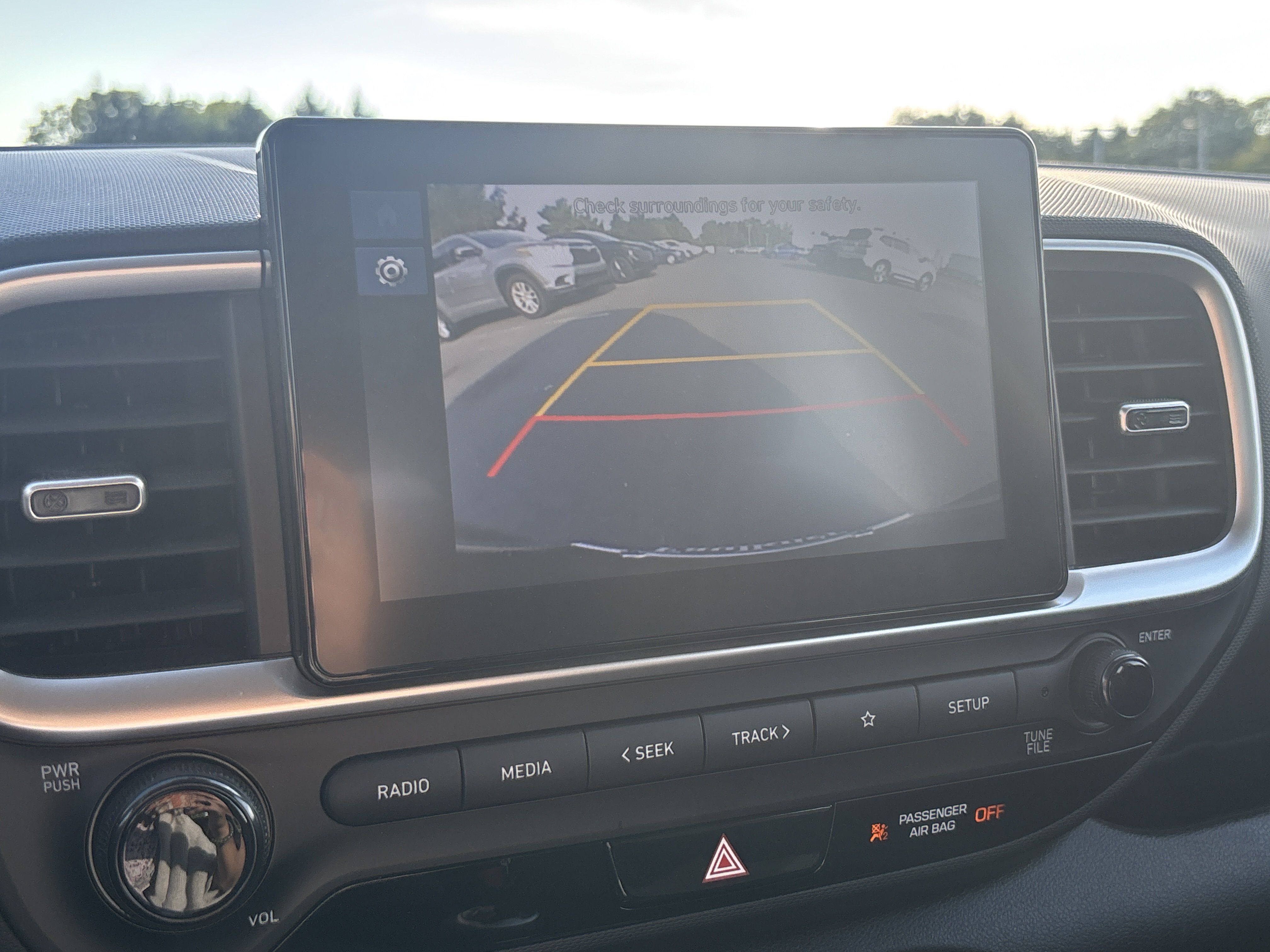 Used 2025 Hyundai Venue SEL FWD image 34