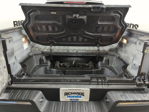 Used 2017 Honda Ridgeline RT image 18