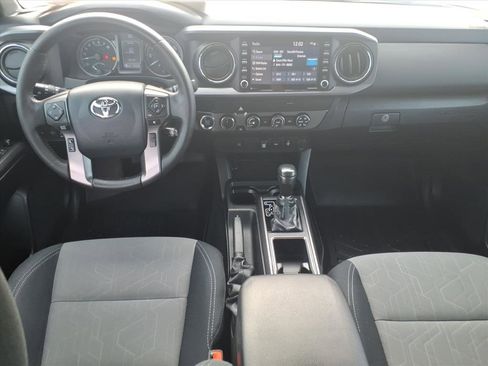 Certified 2020 Toyota Tacoma TRD Off-Road image 15