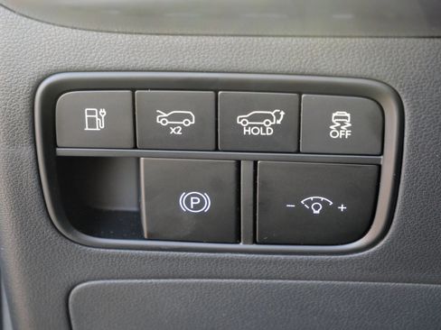 Certified 2026 Hyundai Ioniq 9 Limited image 21