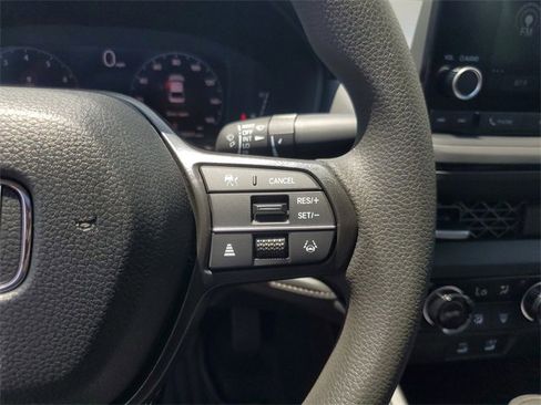 New 2025 Honda Accord SE image 18