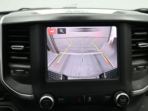 Used 2024 RAM 2500 Big Horn image 17